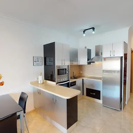 Tropical Paradise Apartament *